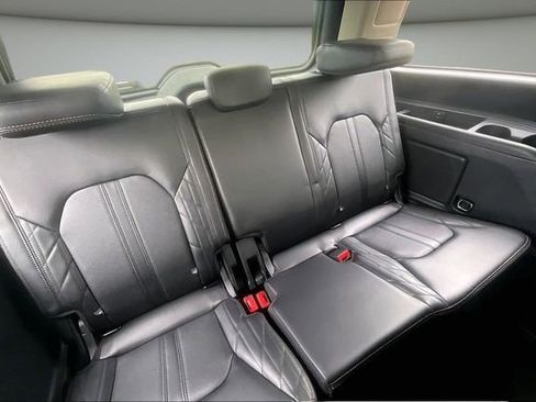 Used 2020 Ford Expedition Platinum AWD/4WD image 26