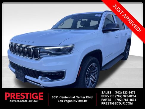 Used 2024 Jeep Wagoneer Series II w/ Flexible Seating Group AWD/4WD image 1