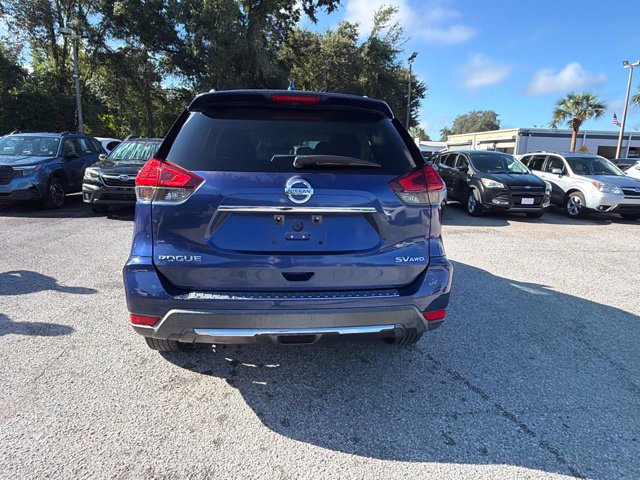 Used 2017 Nissan Rogue SV w/ SV Premium Package AWD/4WD image 3
