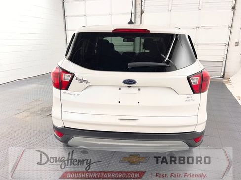 Used 2019 Ford Escape SE FWD image 7