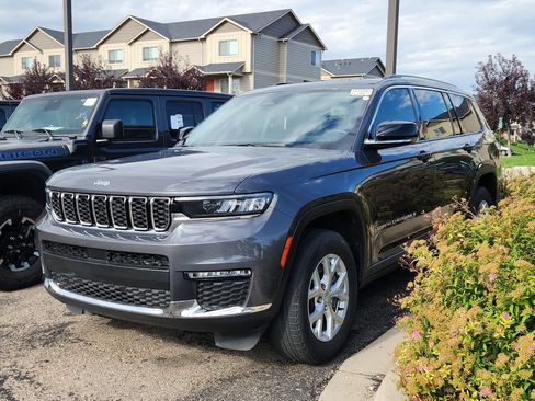Certified 2024 Jeep Grand Cherokee L Limited AWD/4WD image 3