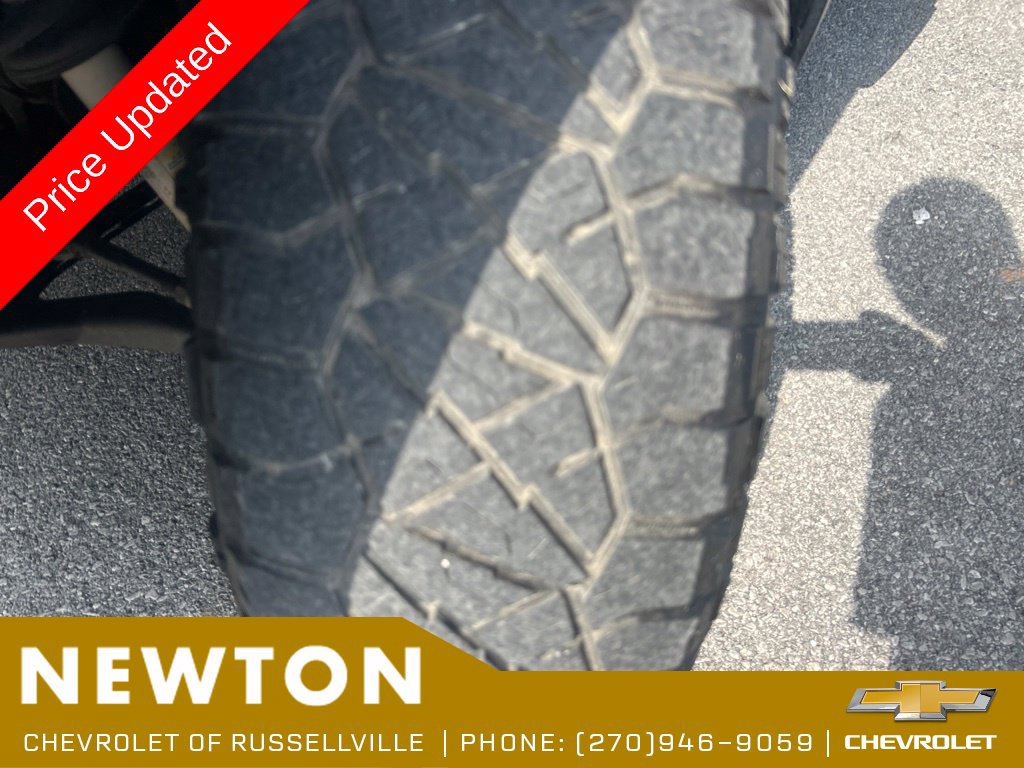 Used 2020 GMC Sierra 1500 AT4 w/ AT4 Premium Package AWD/4WD image 46
