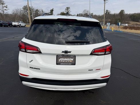 Used 2024 Chevrolet Equinox RS w/ LPO, Floor Liner Package AWD/4WD image 9