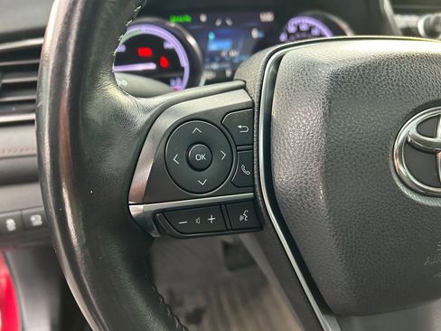 Used 2020 Toyota Camry XLE w/ Driver Assist Package image 17