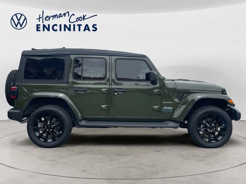 Used 2023 Jeep Wrangler Unlimited Sahara AWD/4WD image 6