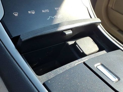 Used 2014 Lincoln MKZ w/ Equipment Group 102A Reserve FWD image 15