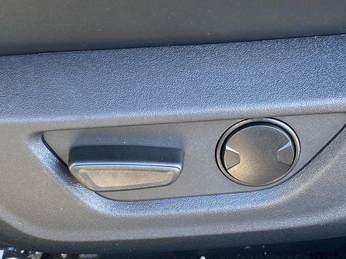 New 2025 Ford Mustang Coupe image 7