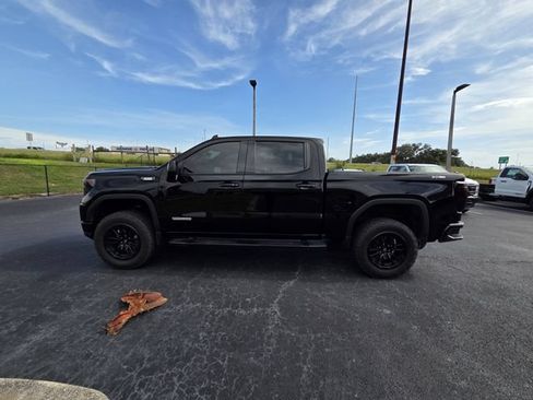 Used 2024 GMC Sierra 1500 Elevation w/ Elevation Premium Package AWD/4WD image 8