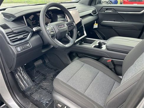 New 2026 GMC Acadia Elevation image 9