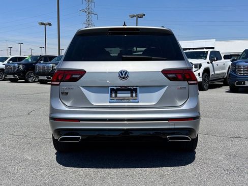 Used 2021 Volkswagen Tiguan SE R-Line AWD/4WD image 8