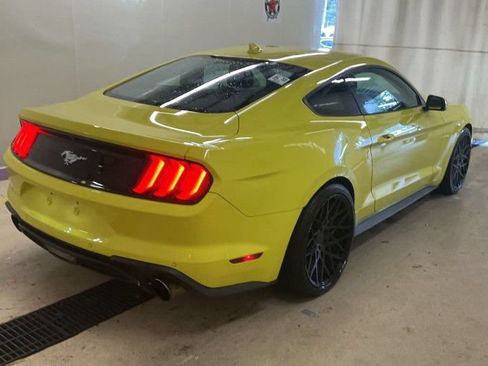 Used 2021 Ford Mustang Coupe w/ Equipment Group 101A RWD image 3