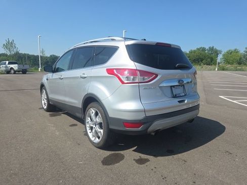 Used 2016 Ford Escape Titanium w/ Equipment Group 301A FWD image 15