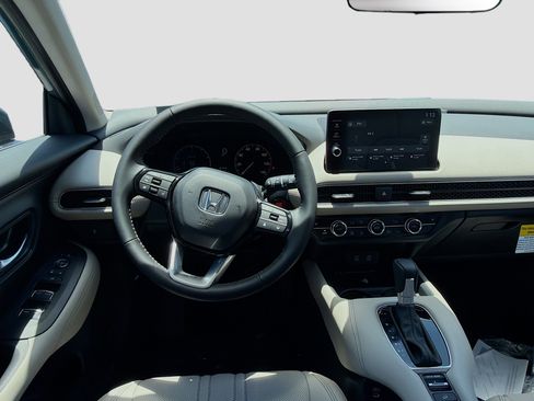 New 2026 Honda HR-V EX-L image 17