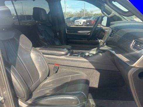 Used 2022 Jeep Wagoneer Series III w/ Convenience Group I image 18