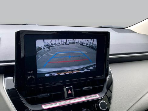 Used 2024 Toyota Corolla LE FWD image 25