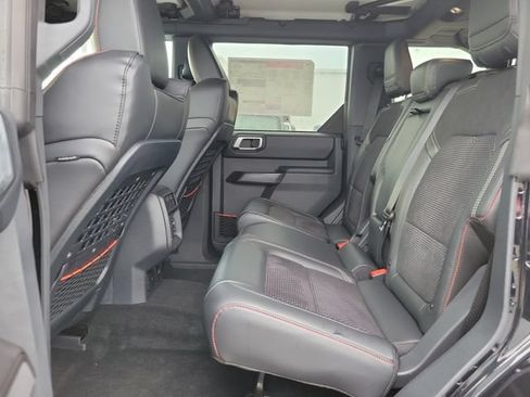 Used 2025 Ford Bronco Big Bend w/ Black Diamond Package AWD/4WD image 12