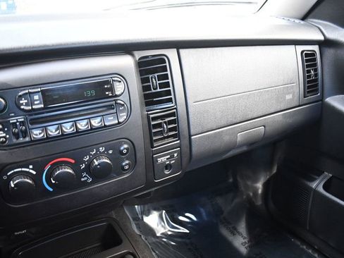 Used 2002 Dodge Dakota Sport image 12