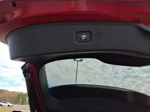 Used 2020 Ford Edge ST w/ Cold Weather Package image 8