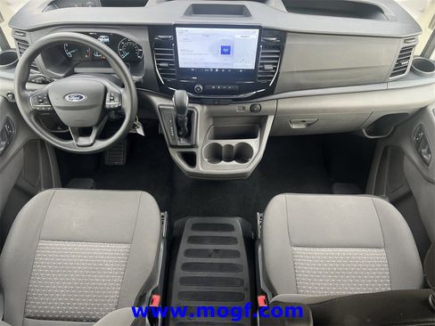 Used 2023 Ford Transit 350 XLT image 5