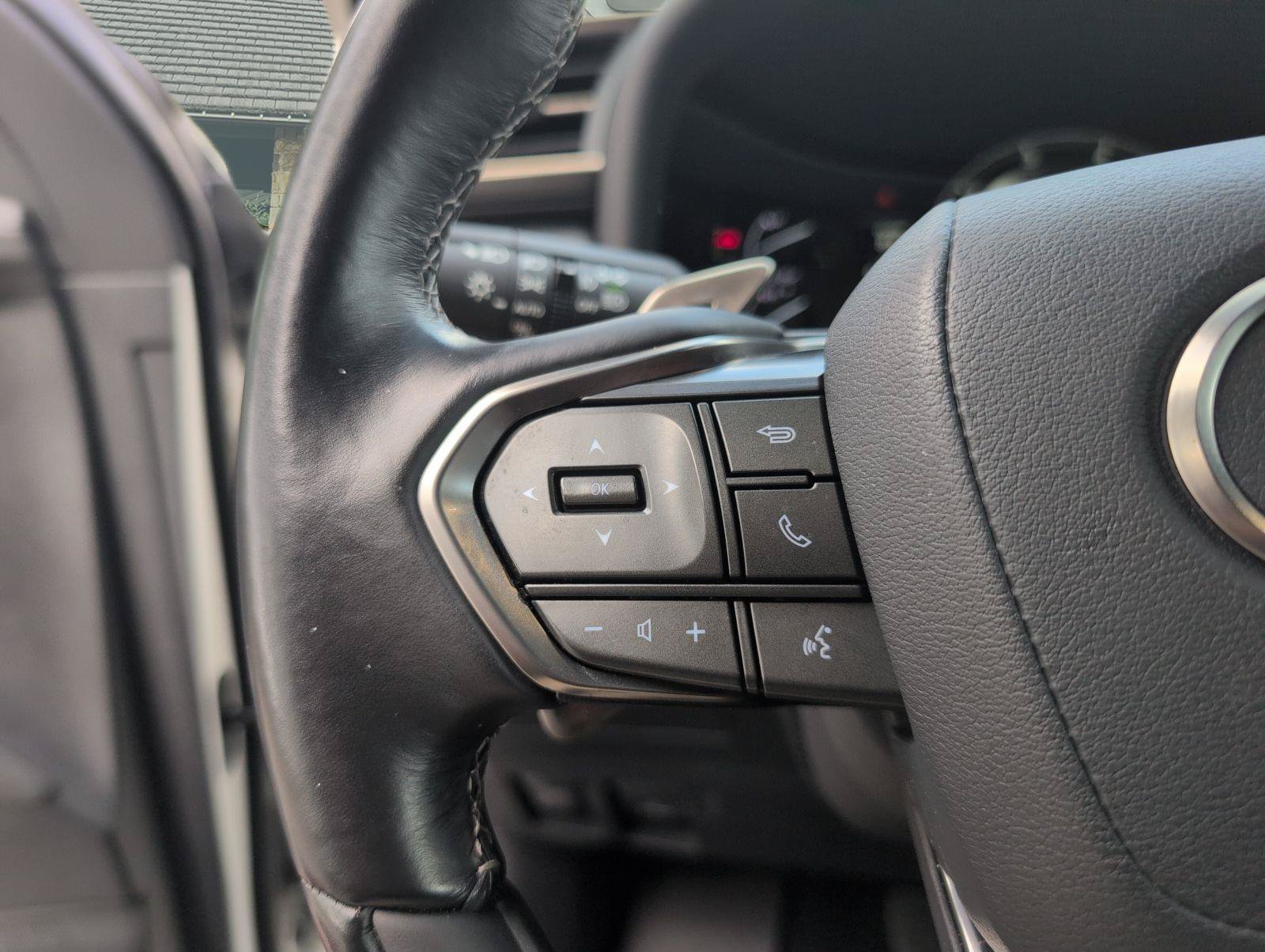 Used 2024 Lexus LX 600 4WD w/ Appearance Package image 14