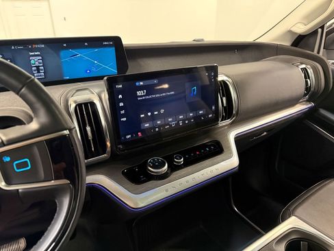 Used 2025 Ford Expedition Max Platinum image 81