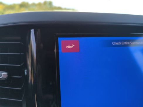 New 2025 RAM 5500 Tradesman AWD/4WD image 18