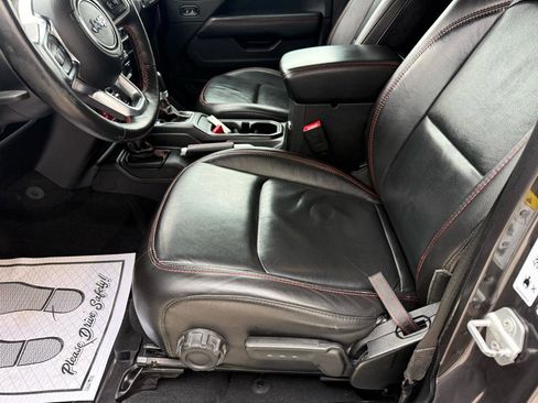 Used 2018 Jeep Wrangler Unlimited Rubicon image 11
