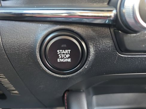 Used 2025 MAZDA MAZDA3 s image 19