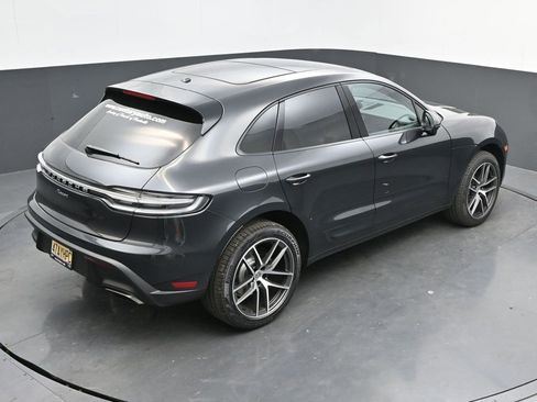 New 2025 Porsche Macan image 42