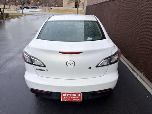 Used 2011 MAZDA MAZDA3 i Sport image 6