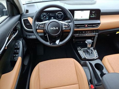 New 2026 Kia Seltos EX image 9