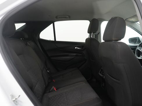 Used 2020 Chevrolet Equinox LT image 12