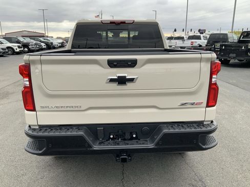 New 2026 Chevrolet Silverado 1500 ZR2 image 14