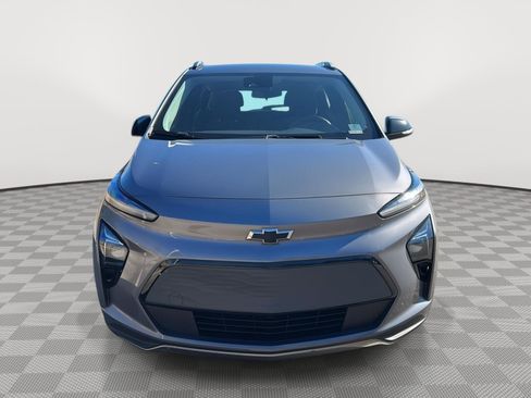 Used 2022 Chevrolet Bolt EUV LT w/ Comfort Package image 8