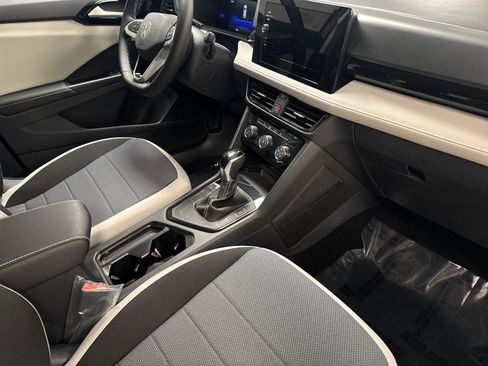 New 2026 Volkswagen Taos S image 15