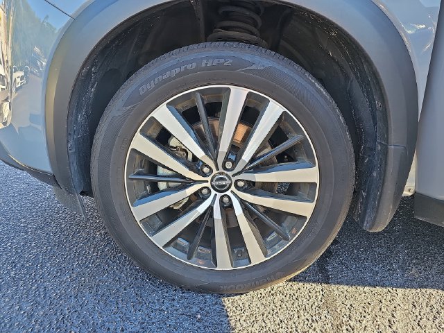 Used 2024 Nissan Pathfinder Platinum FWD image 39