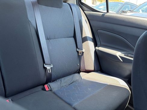 Used 2025 Nissan Versa SV FWD image 35