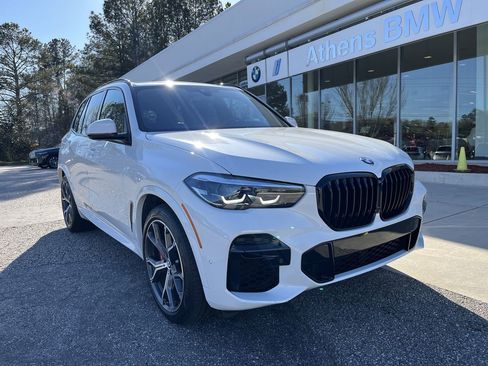 Certified 2023 BMW X5 xDrive40i w/ M Sport Package image 1