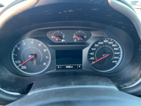 Used 2022 Chevrolet Malibu LT FWD image 40