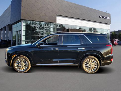 Used 2020 Hyundai Palisade Limited image 3