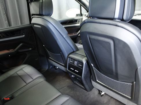 New 2026 Porsche Cayenne S AWD/4WD image 46