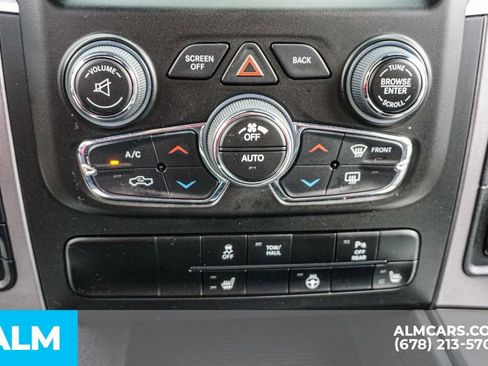 Used 2024 RAM 1500 Warlock AWD/4WD image 42