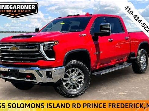 Used 2024 Chevrolet Silverado 3500 LTZ w/ LTZ Premium Package AWD/4WD image 3