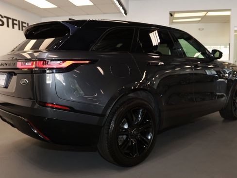 Used 2023 Land Rover Range Rover Velar R-Dynamic S image 7