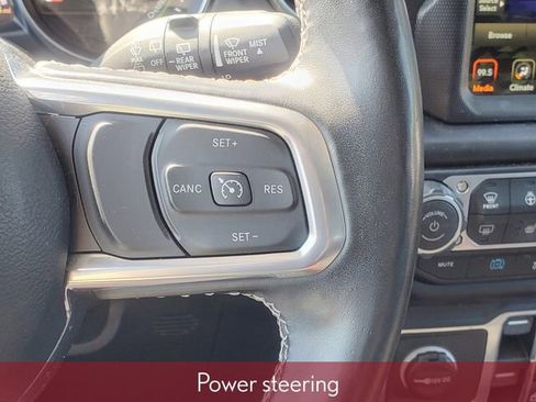 Used 2023 Jeep Wrangler Unlimited Sahara w/ Cold Weather Group AWD/4WD image 17