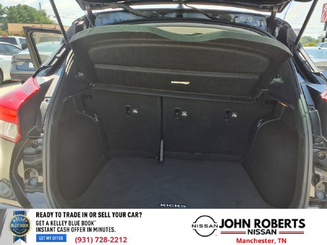 Used 2019 Nissan Kicks SR w/ SR Premium Package FWD image 26
