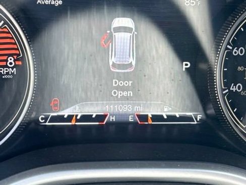 Used 2016 Jeep Cherokee Trailhawk w/ Comfort/Convenience Group AWD/4WD image 16