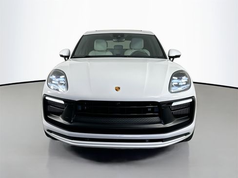 Certified 2022 Porsche Macan GTS image 10