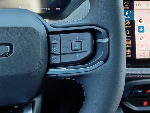 New 2026 Jeep Cherokee Limited AWD/4WD image 16