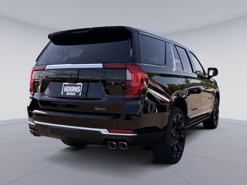 New 2026 GMC Yukon Denali w/ Denali Reserve Package AWD/4WD image 7